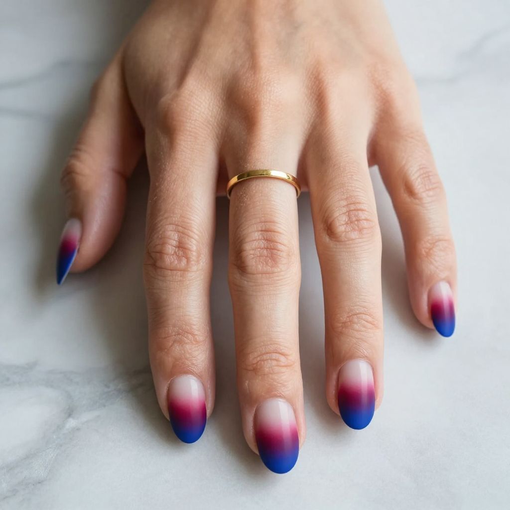 Elegant 4th of July nail design 2