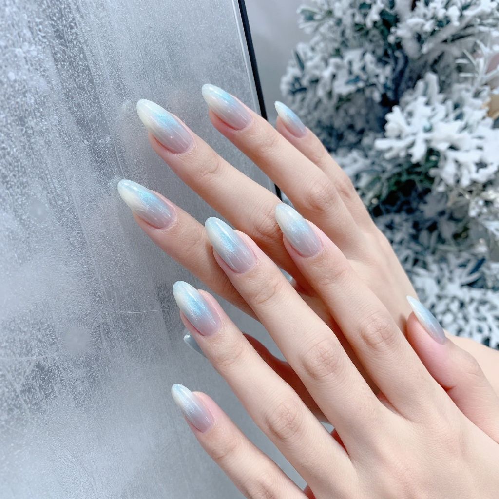 Simple Christmas nail idea 9